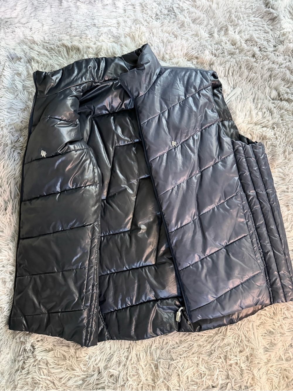 Rocawear Men's Black Quilted Puffer Vest